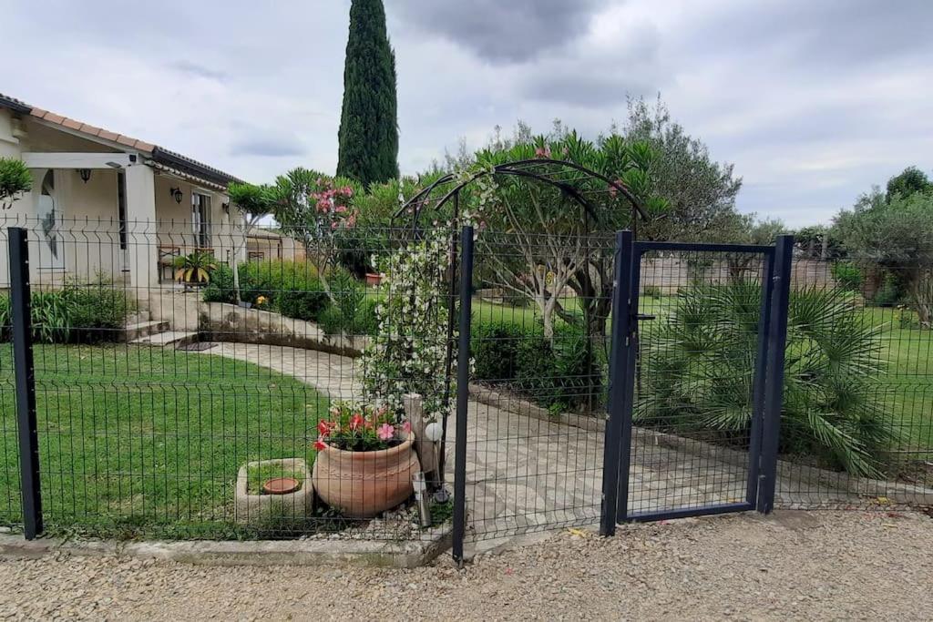 Villa L'Estel En Campagne Avec Piscine Privee Proche Arles Et Avignon Tarascon Zewnętrze zdjęcie